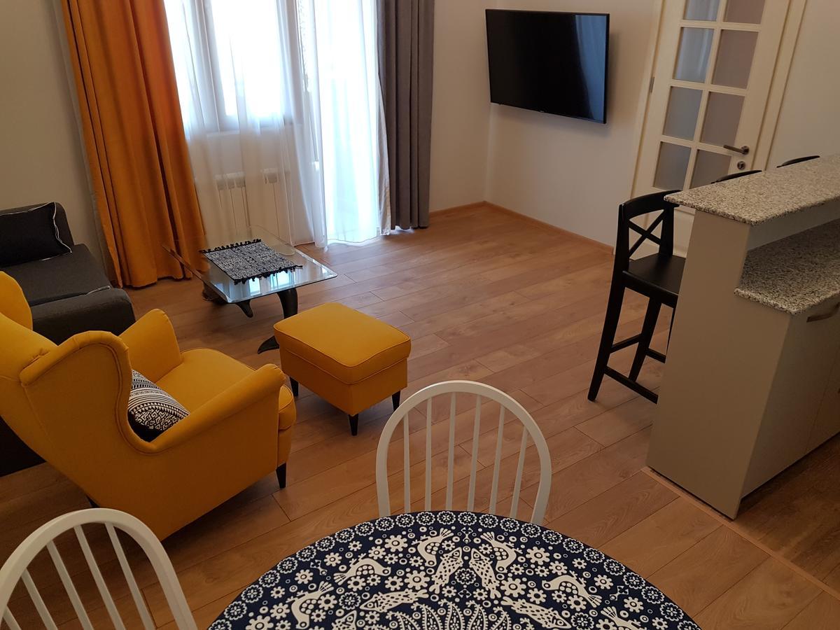 The Starry Night Apartment Batumi Exterior photo