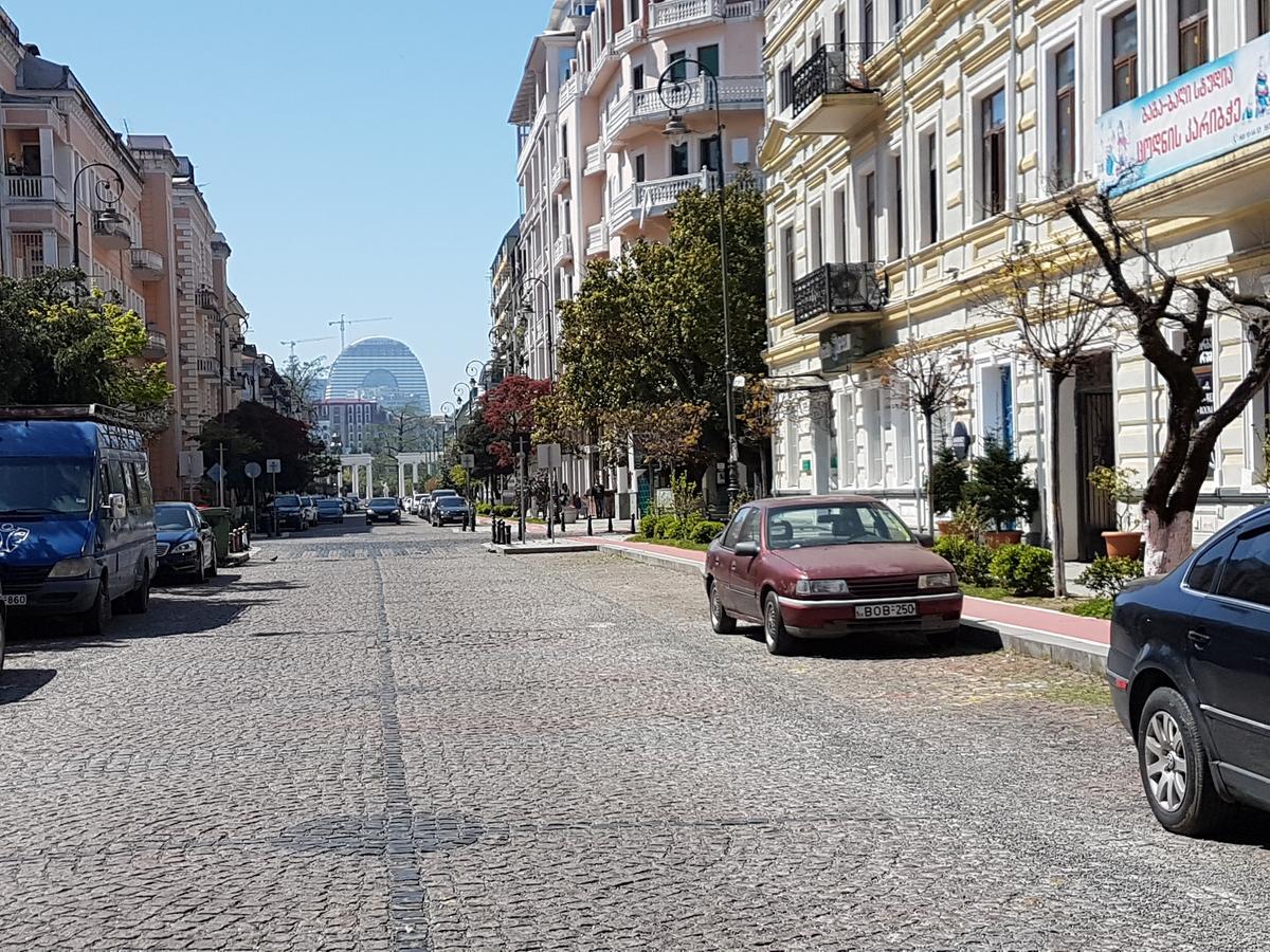 The Starry Night Apartment Batumi Exterior photo