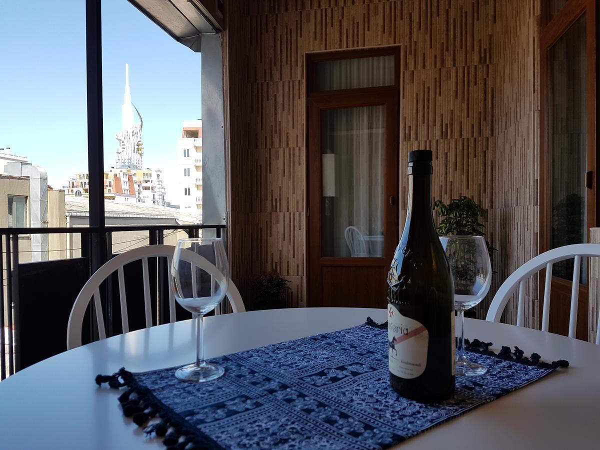 The Starry Night Apartment Batumi Exterior photo